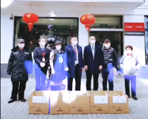 如意餛飩蘇州大河山鄰里中心店，為蘇州馬澗社區執勤人員送去愛心餐