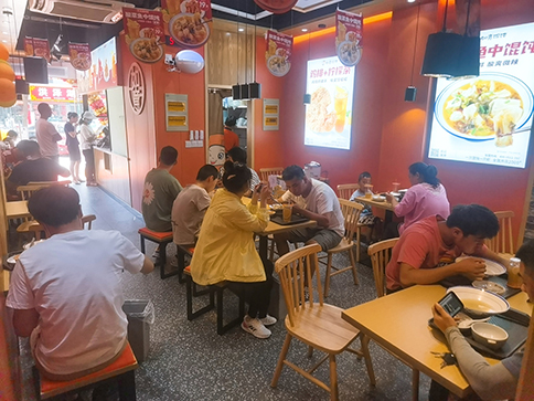 小地方開(kāi)餛飩店需要加盟嗎?