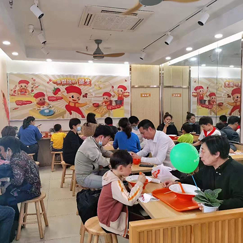 熱烈祝賀江蘇常州如意餛飩玉蘭廣場店盛大開業(yè)！